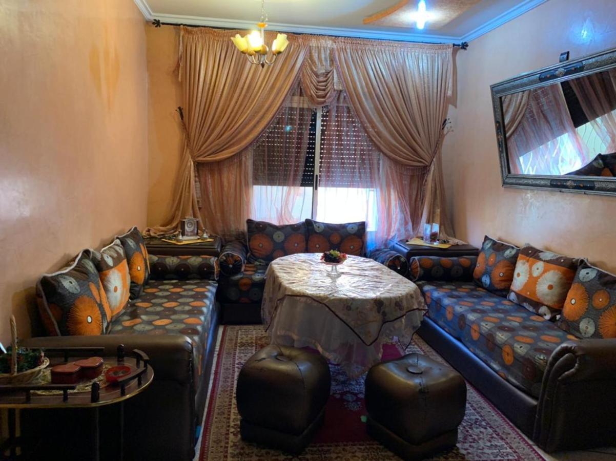 Cozy Home In أزرو المظهر الخارجي الصورة